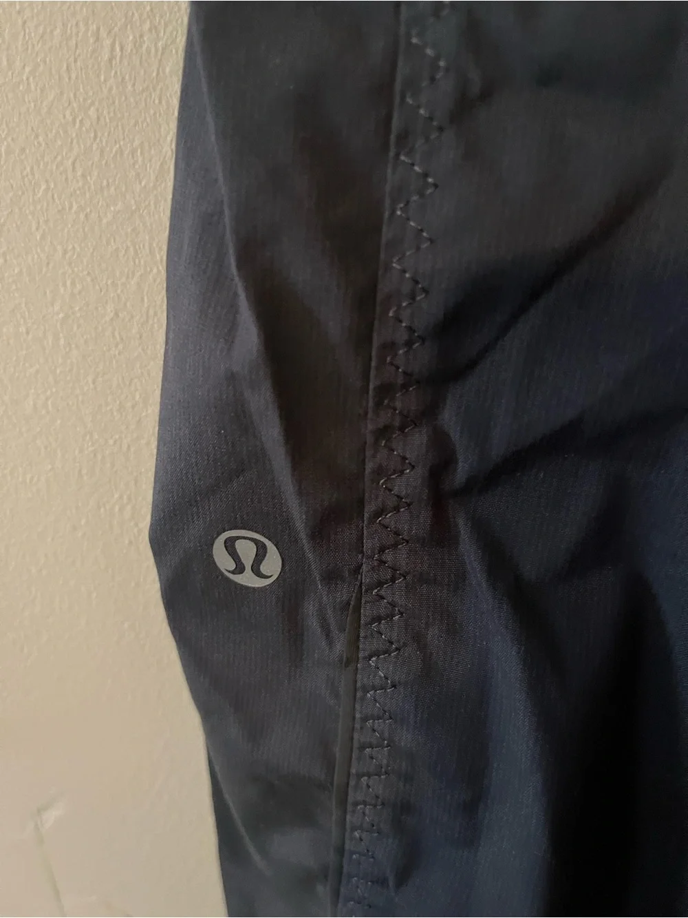 Lululemon Black Pink Jogger Track Pants 8 Outdoors Hiking Athletic Running